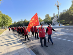 為 不斷提升 干部職工 健康素養(yǎng)，以飽滿的精神面貌和良好的工作狀態(tài)，喜迎黨的二十大勝利召開。 10月9日，聊城市水利工程總公司組織干部職工開展強(qiáng)身戰(zhàn)役 活力水城健步走活動(dòng)。